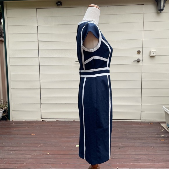 Dorothey Perkins navy blue white strips office dress - Picture 4 of 6